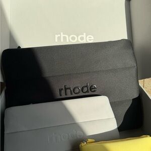 GET BOTH ‼️ LAST BLACK ONE LEFT ‼️ RHODE XL BUBBLE BAG + GRAY SKIN CARE BAG